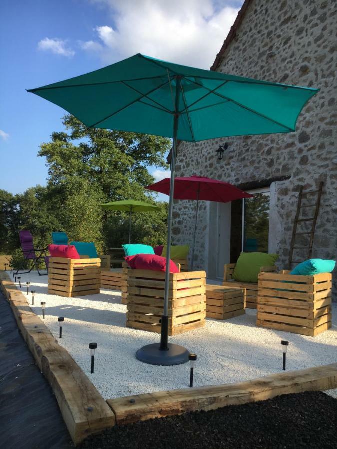 Gite De Charme Les Trois Chenes Augeres Exterior photo